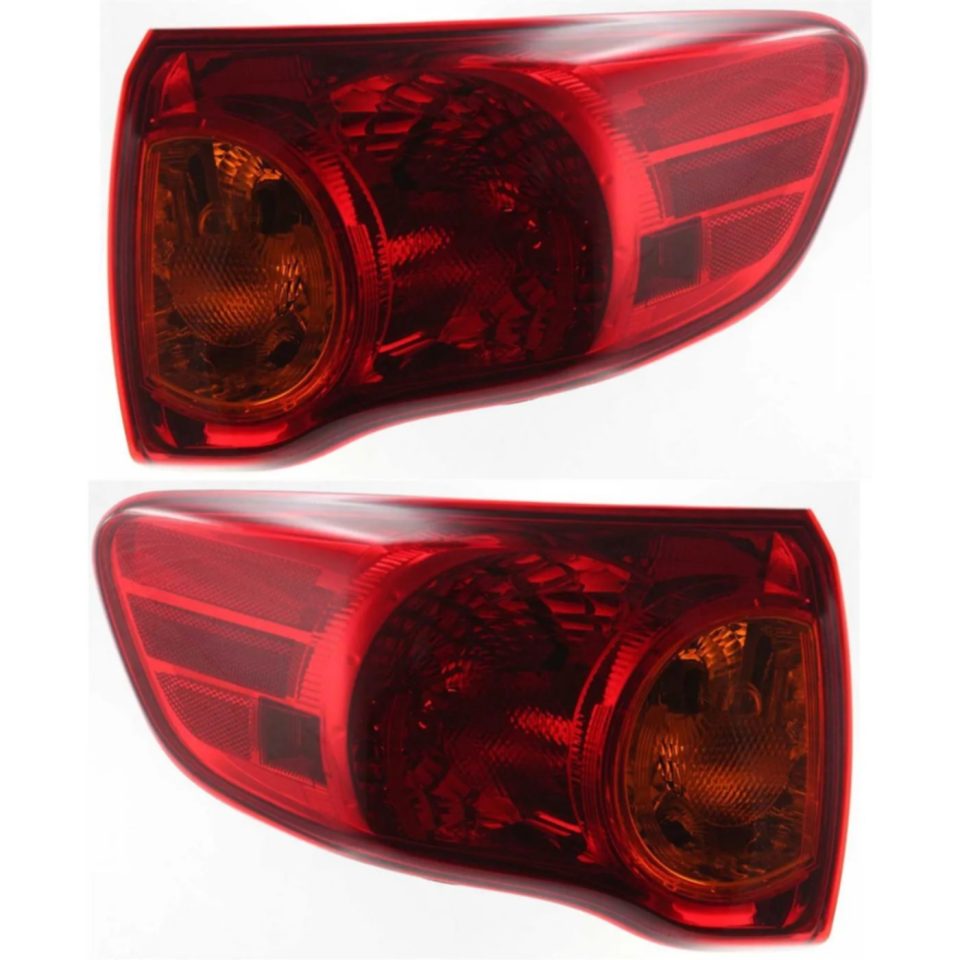 Bamboo Set of 2 Tail Light For 2009-2010 Toyota Corolla LH & RH Outer w/ Bulb